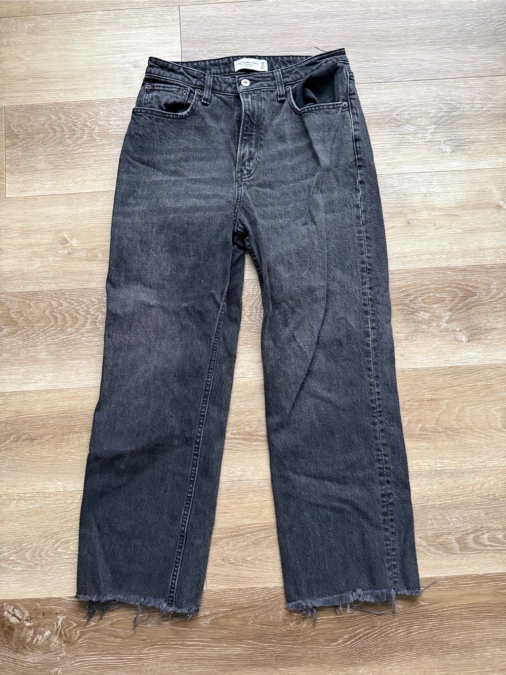 Abercrombie & Fitch Curve Love The '90s Relaxed Jean Black Waist 28
